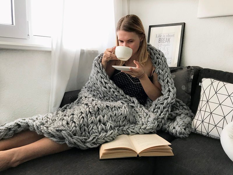 CHUNKY KNIT BLANKET GREY - The Modern Heritage