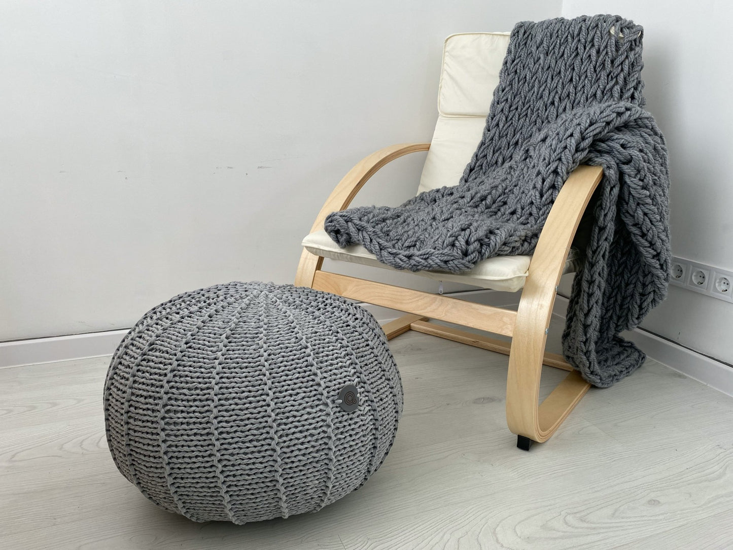 CHUNKY KNIT BLANKET GREY - The Modern Heritage