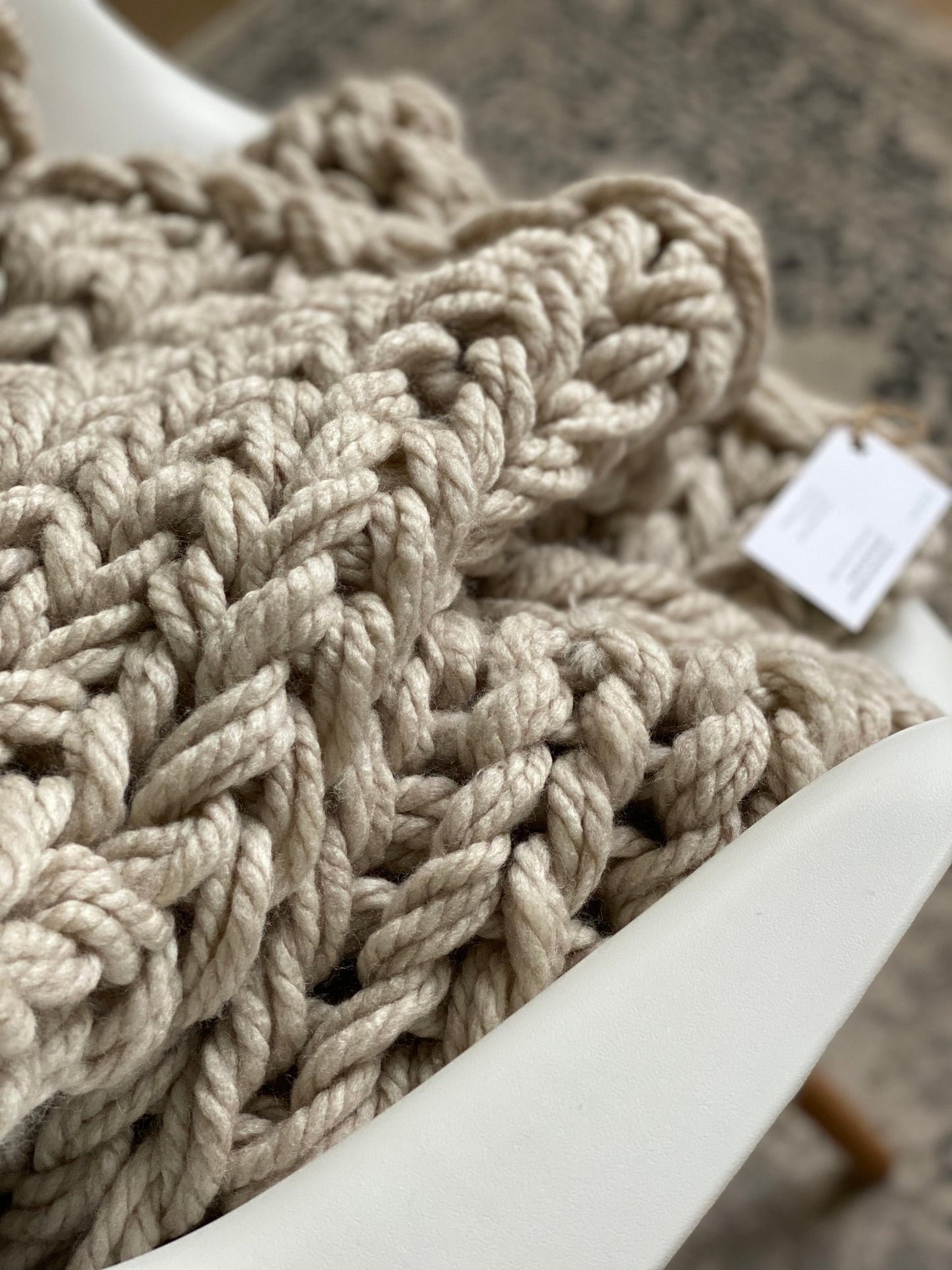 CHUNKY KNIT BLANKET SAND - The Modern Heritage