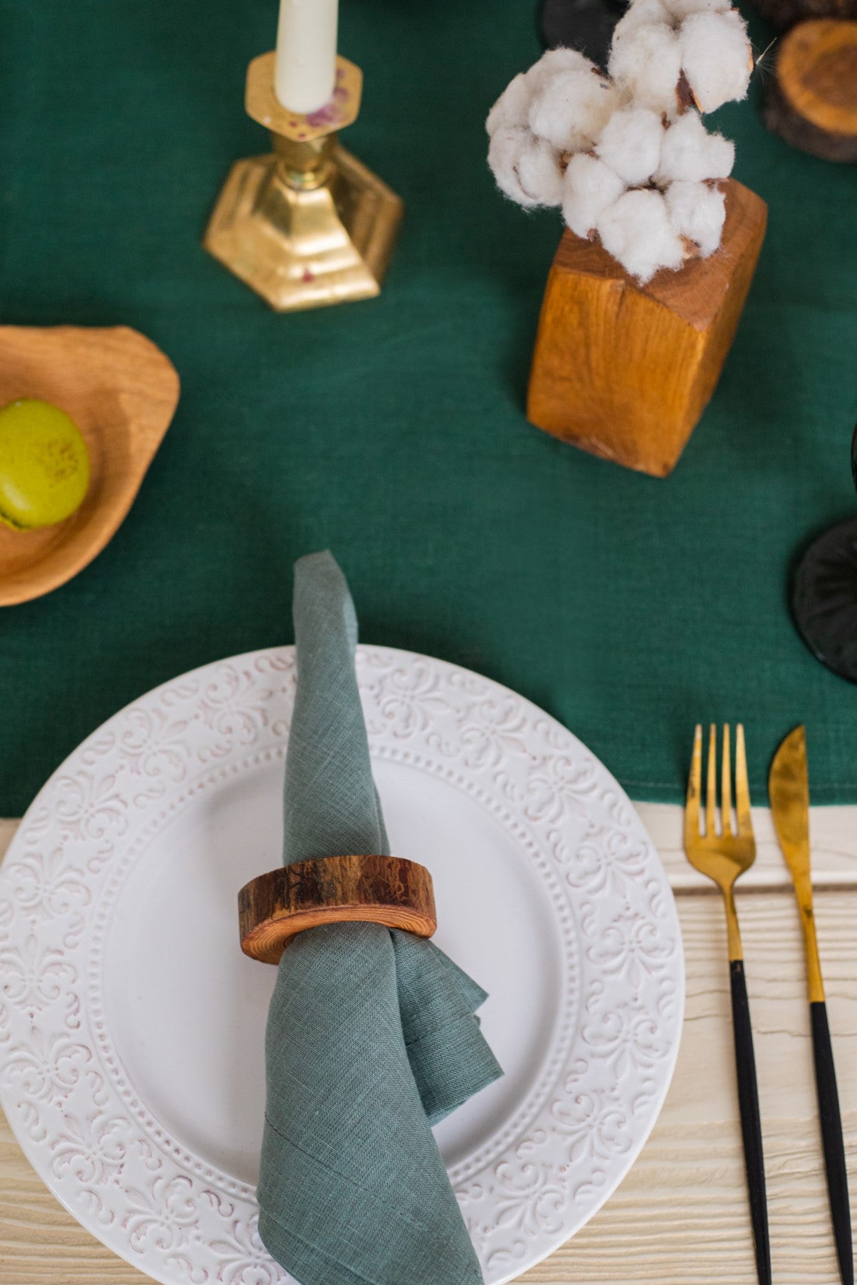 CLASSIC LINEN NAPKINS FERN GREEN SET OF 2 - The Modern Heritage