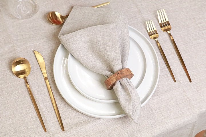 Metallic Linen Napkin in Natural & Silver