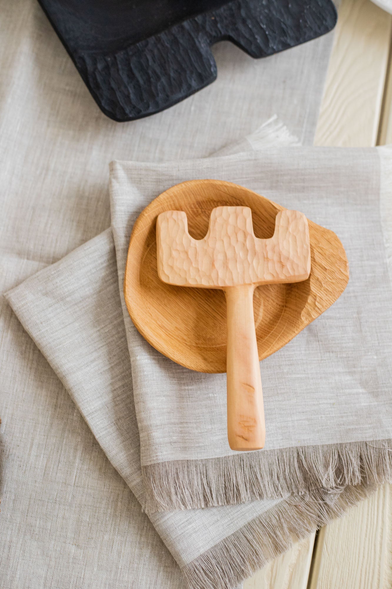 FRINGED EDGE LINEN NAPKINS LIGHT GREY SET OF 2 - The Modern Heritage