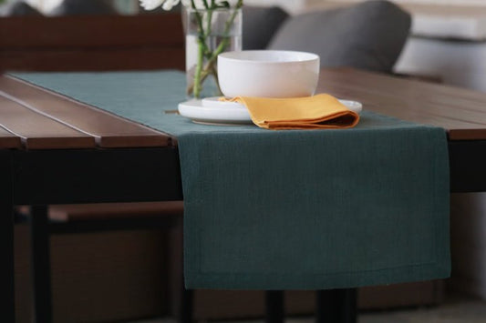 LINEN TABLE RUNNER FERN GREEN - The Modern Heritage