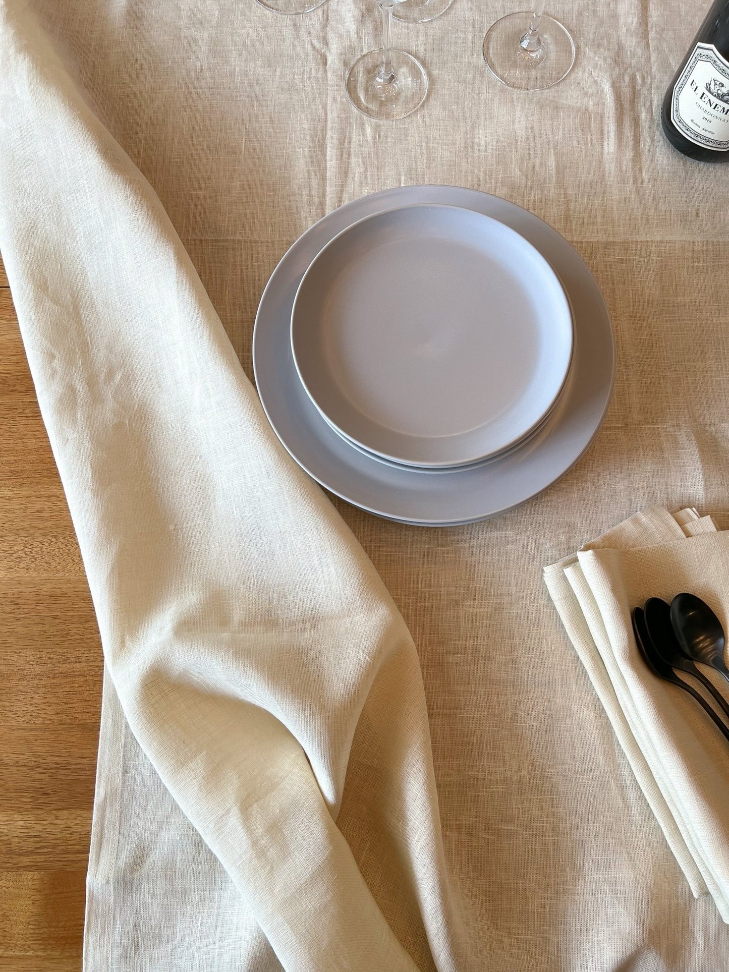 LINEN TABLECLOTH VANILLA - The Modern Heritage