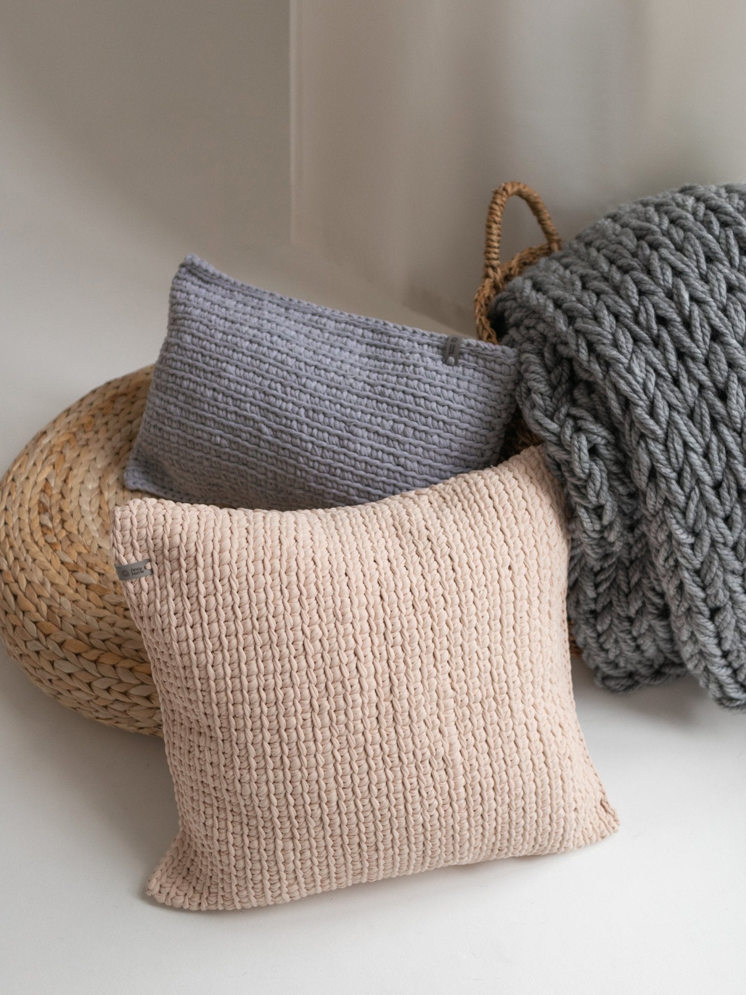 TEXTURED HANDKNIT PILLOW TAUPE 20” - The Modern Heritage