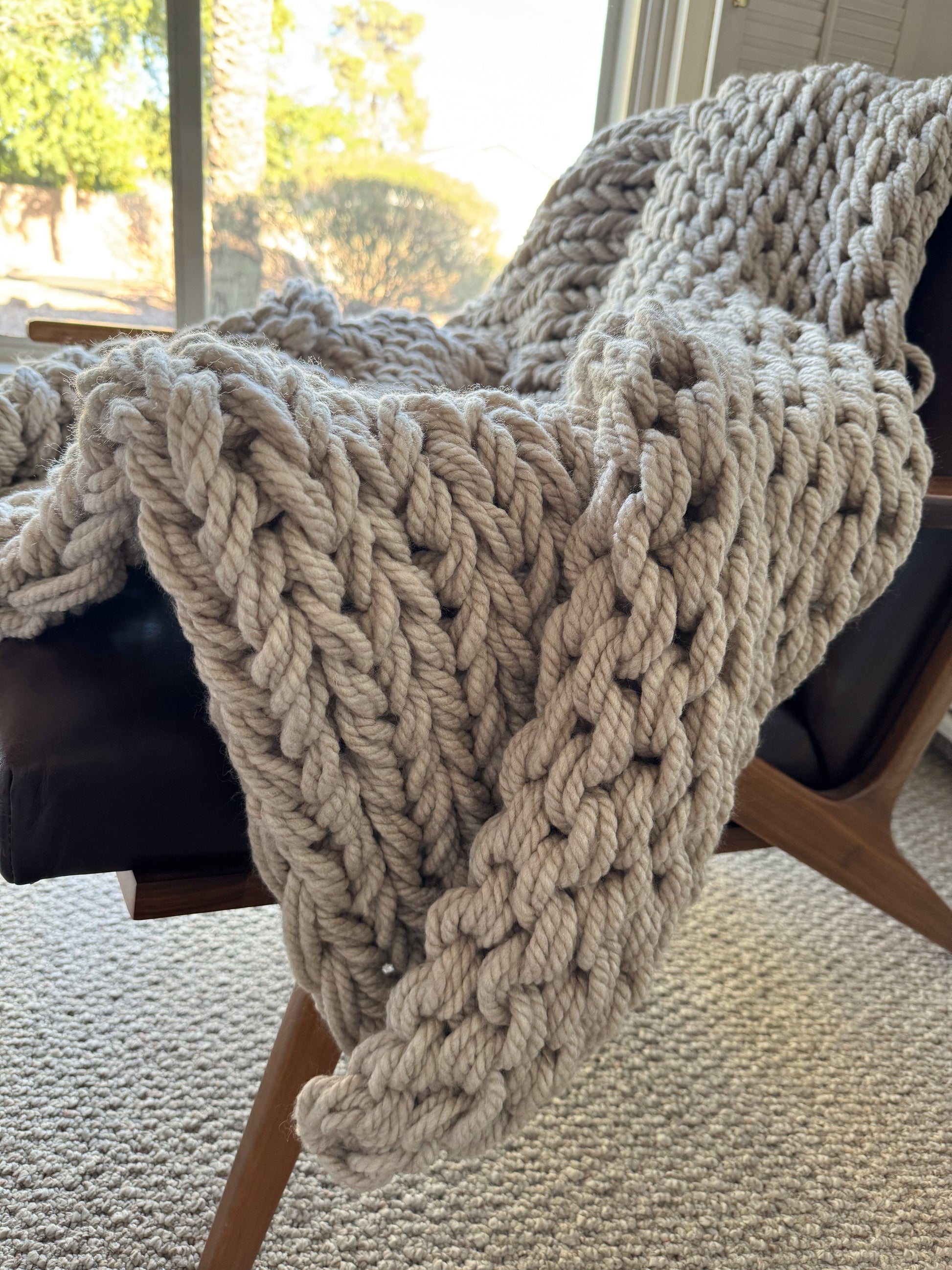 Handknit Chunky Knit Blanket Sand - The Modern Heritage