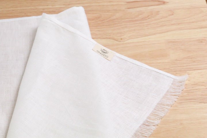 FRINGED EDGE LINEN TABLE RUNNER WHITE - The Modern Heritage